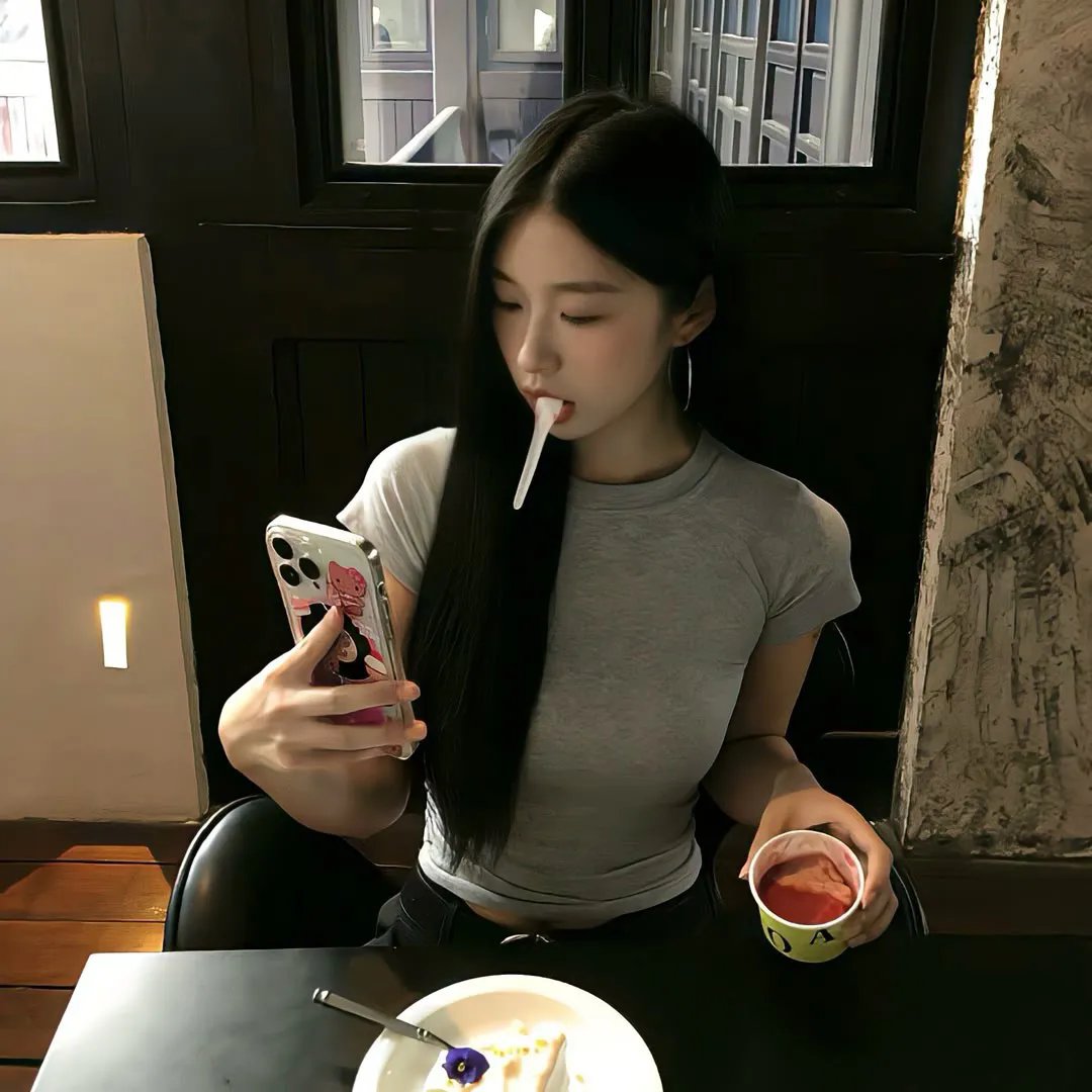 锁住有情天